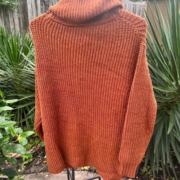 ▶️ Free People ◀️ Eleven Burnt Orange Cowl Neck Oversized Chunky Knit Sweater - Picture 7 of 16